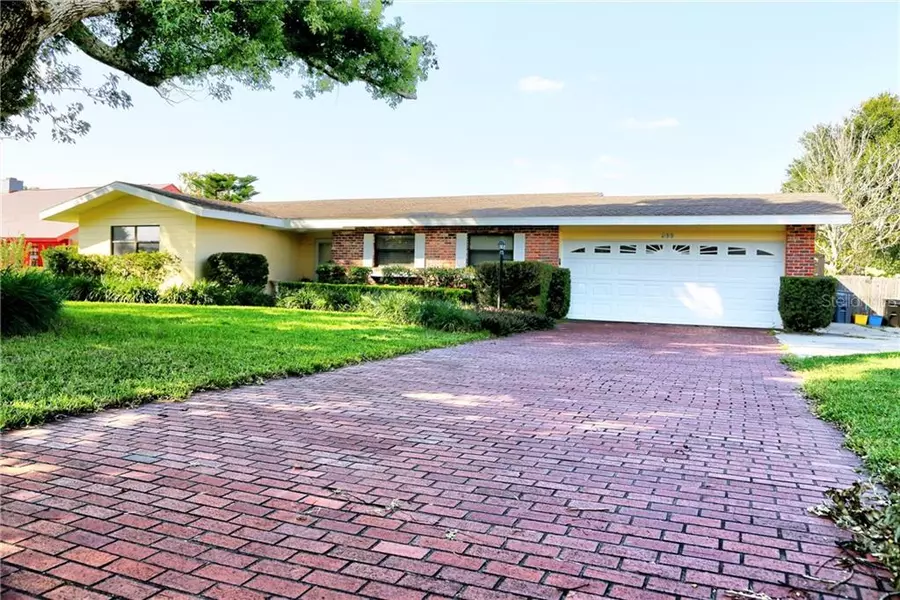 566 PARADISE ISLAND PL, Haines City, FL 33844