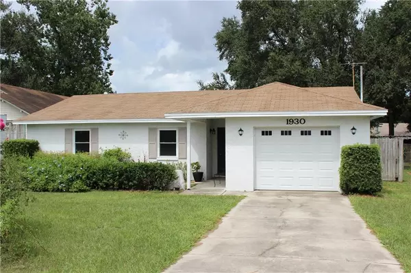 1930 N CRYSTAL LAKE DR, Lakeland, FL 33801