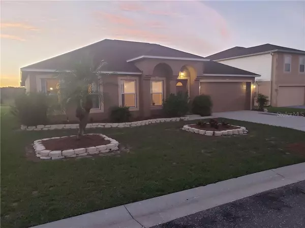 214 LOBELIA DR, Davenport, FL 33837