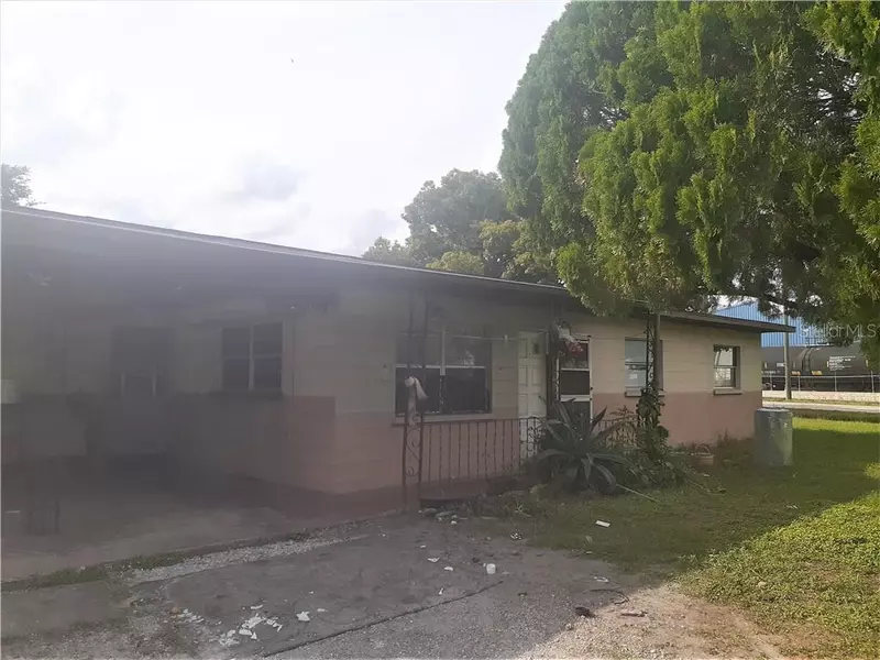 3047 MAINE AVE, Lakeland, FL 33801