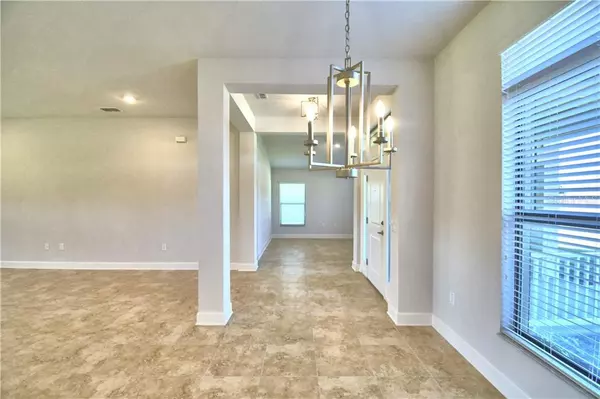 Lakeland, FL 33813,6553 ALAMANDA HILLS CIR