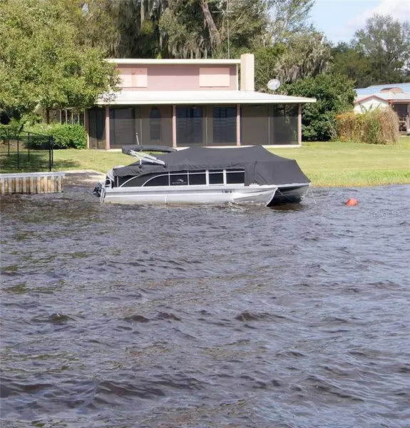 8320 MCCOY RD, Fort Meade, FL 33841