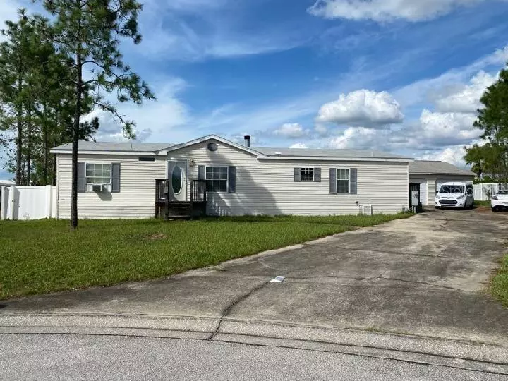 504 W LEMON ST, Davenport, FL 33837