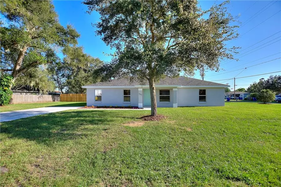 595 CENTRAL AVE E, Eagle Lake, FL 33839