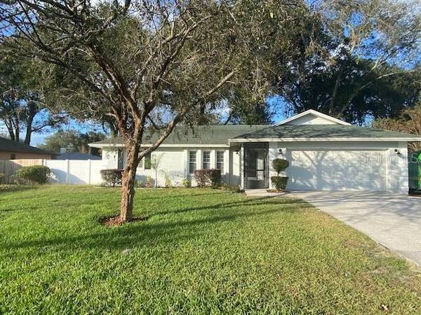 1076 WALT WILLIAMS RD, Lakeland, FL 33809