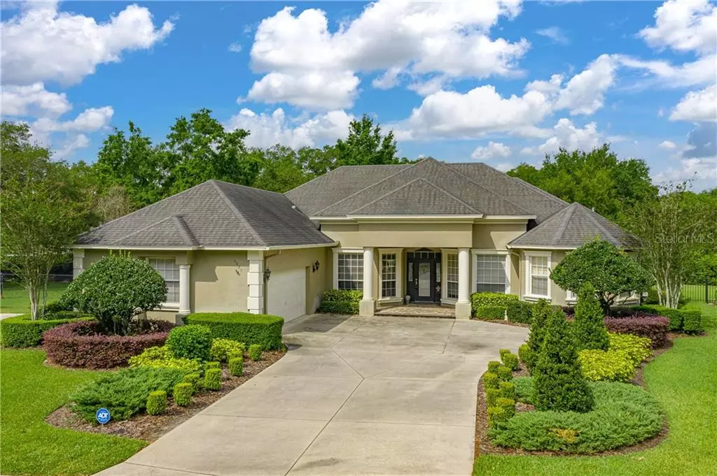 Lakeland, FL 33813,6820 CRESCENT OAKS CIR