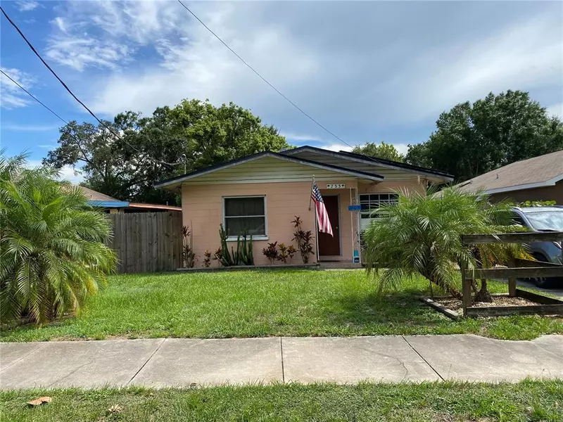 733 VIRGINIA AVE, Auburndale, FL 33823