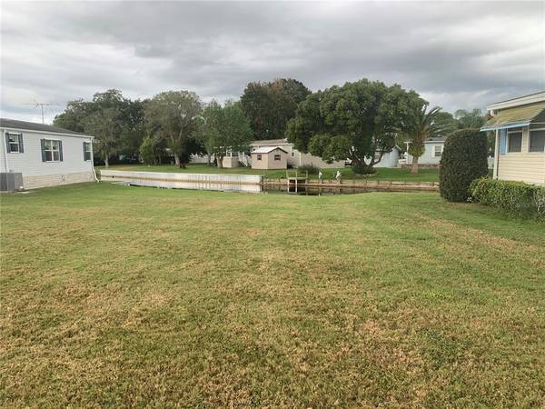 5232 ISLAND VIEW CIR N, Polk City, FL 33868