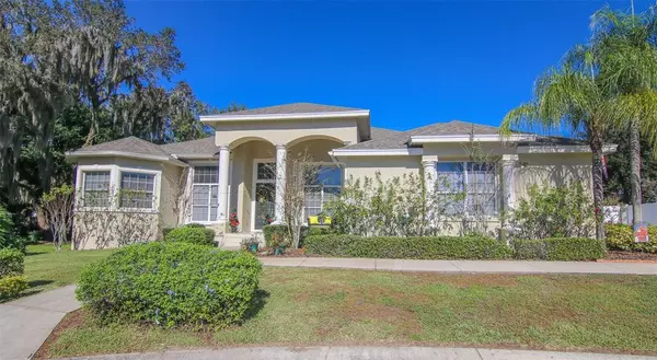 702 HAMILTON PLACE DR, Lakeland, FL 33813