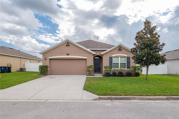 2036 VAN BUREN LOOP, Auburndale, FL 33823