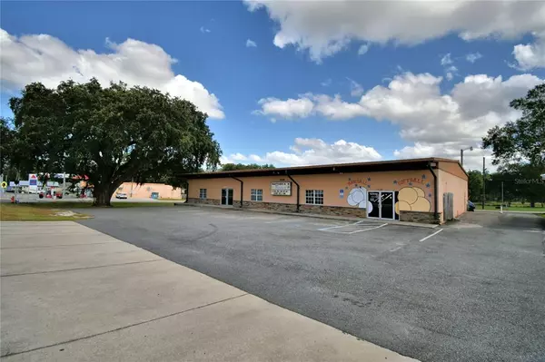 6319 KATHLEEN RD, Lakeland, FL 33810