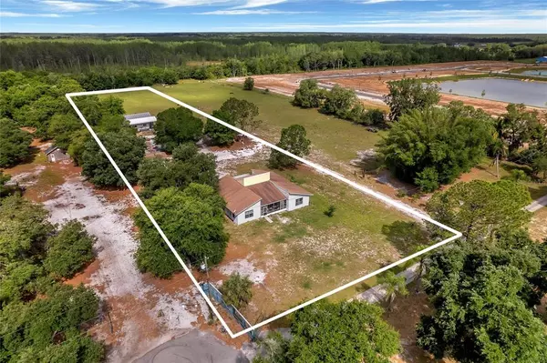 921 DIAMOND ACRES RD, Davenport, FL 33837