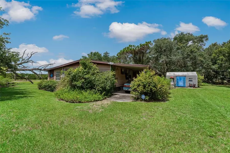 5514 OLLIE ROBERTS RD, Bowling Green, FL 33834