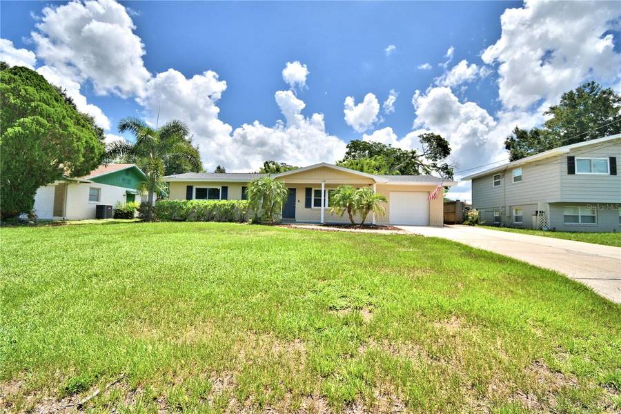 104 HAWTHORNE RD, Winter Haven, FL 33884