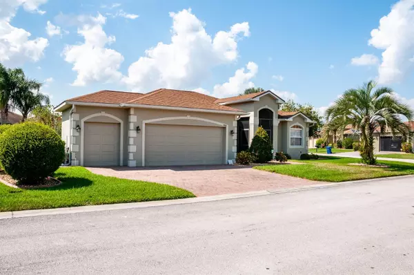 Winter Haven, FL 33884,4500 GRAYHAWK DR