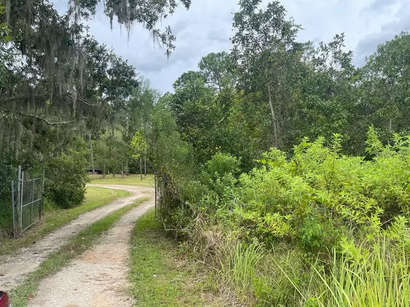 BERKLEY RD, Auburndale, FL 33823