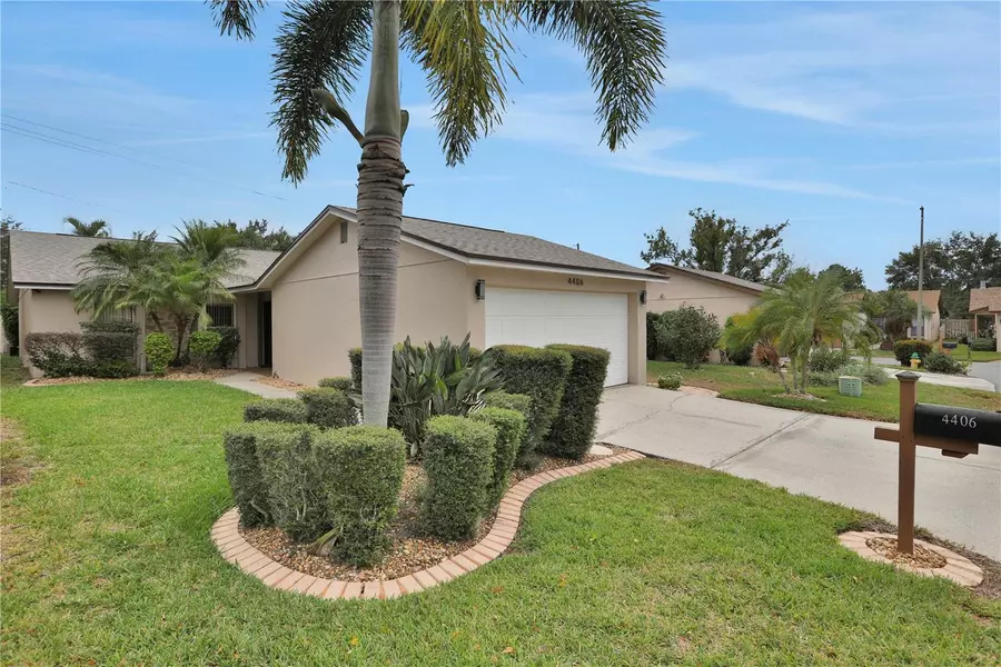 4406 GLENNS LNDG, Winter Haven, FL 33884