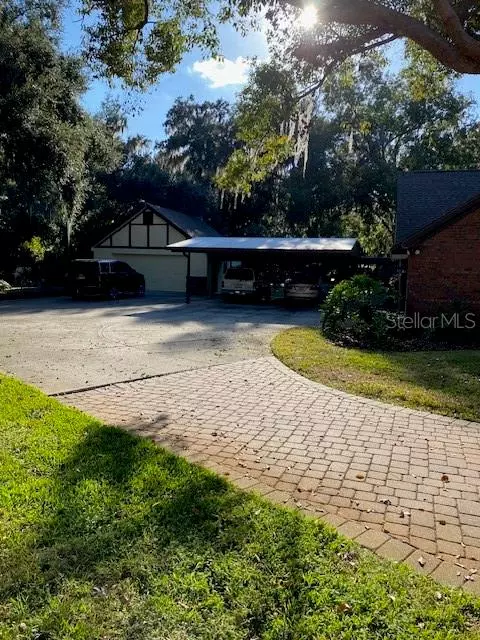 Auburndale, FL 33823,921 CRESTVIEW DR