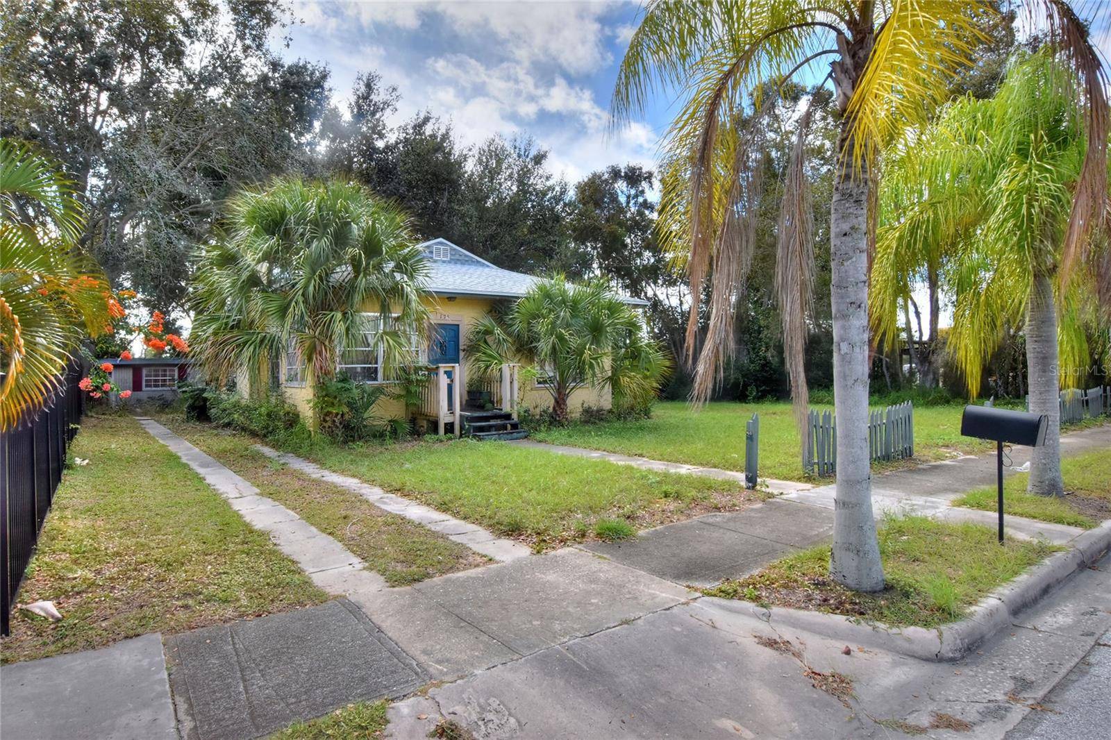 135 E PIERCE ST, Lake Alfred, FL 33850