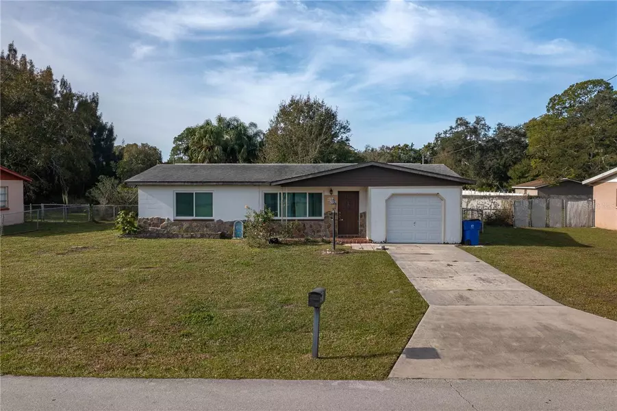 2403 CLEVELAND RD, Sebring, FL 33870