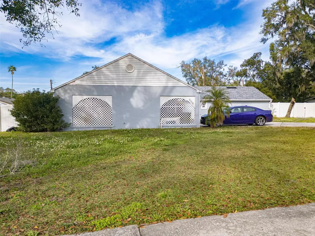 Lakeland, FL 33813,508 E HIGHLAND DR