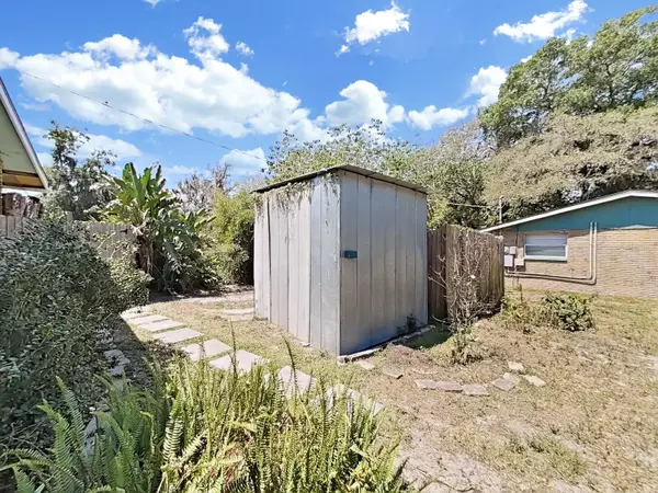 Thonotosassa, FL 33592,9317 GOLDENROD RD