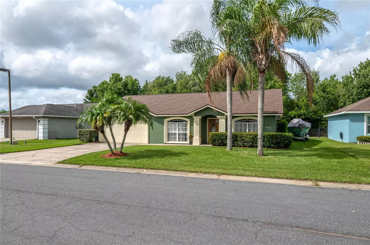 Lakeland, FL 33811,3084 THOROUGHBRED LOOP W