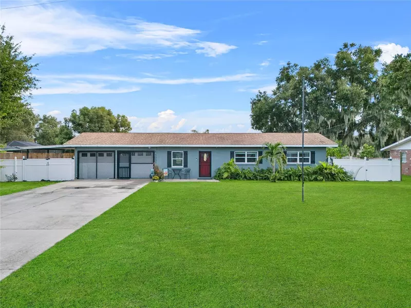 3033 WOODSTOCK AVE, Lakeland, FL 33803