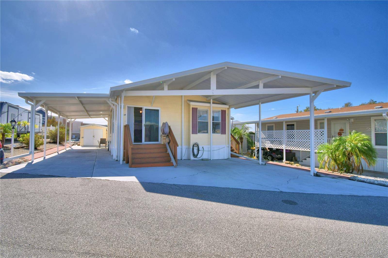 251 PATTERSON RD #I17, Haines City, FL 33844