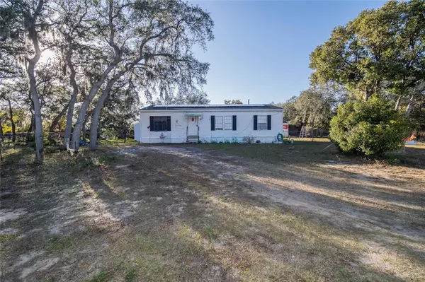 3825 CARRIAGE DR, Lake Wales, FL 33898
