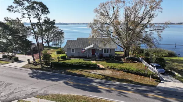 1050 E EAGLE AVE, Eagle Lake, FL 33839