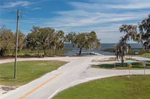 Lake Wales, FL 33898,5011 PINEAPPLE ST