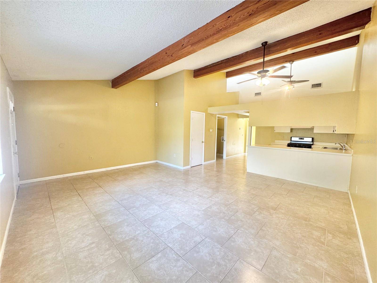 Winter Haven, FL 33880,104 MAYFAIR PL SW