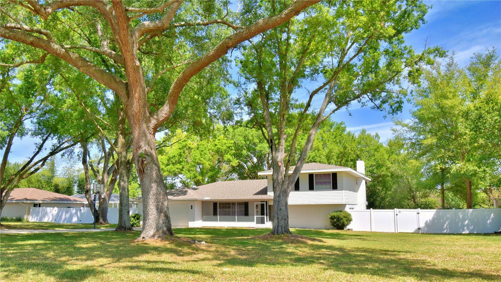 151 LAKE RING DR, Winter Haven, FL 33884