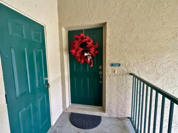 Winter Haven, FL 33884,306 EAGLE POND DR #306