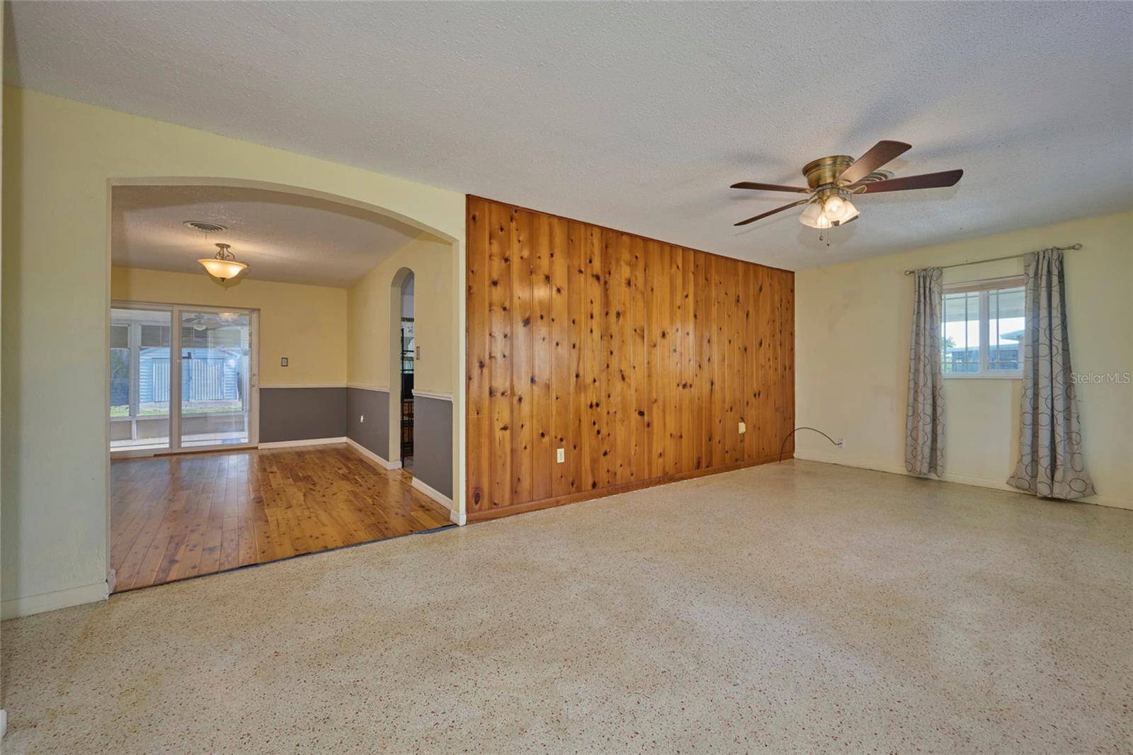 Lake Wales, FL 33859,219 WILLOW ST