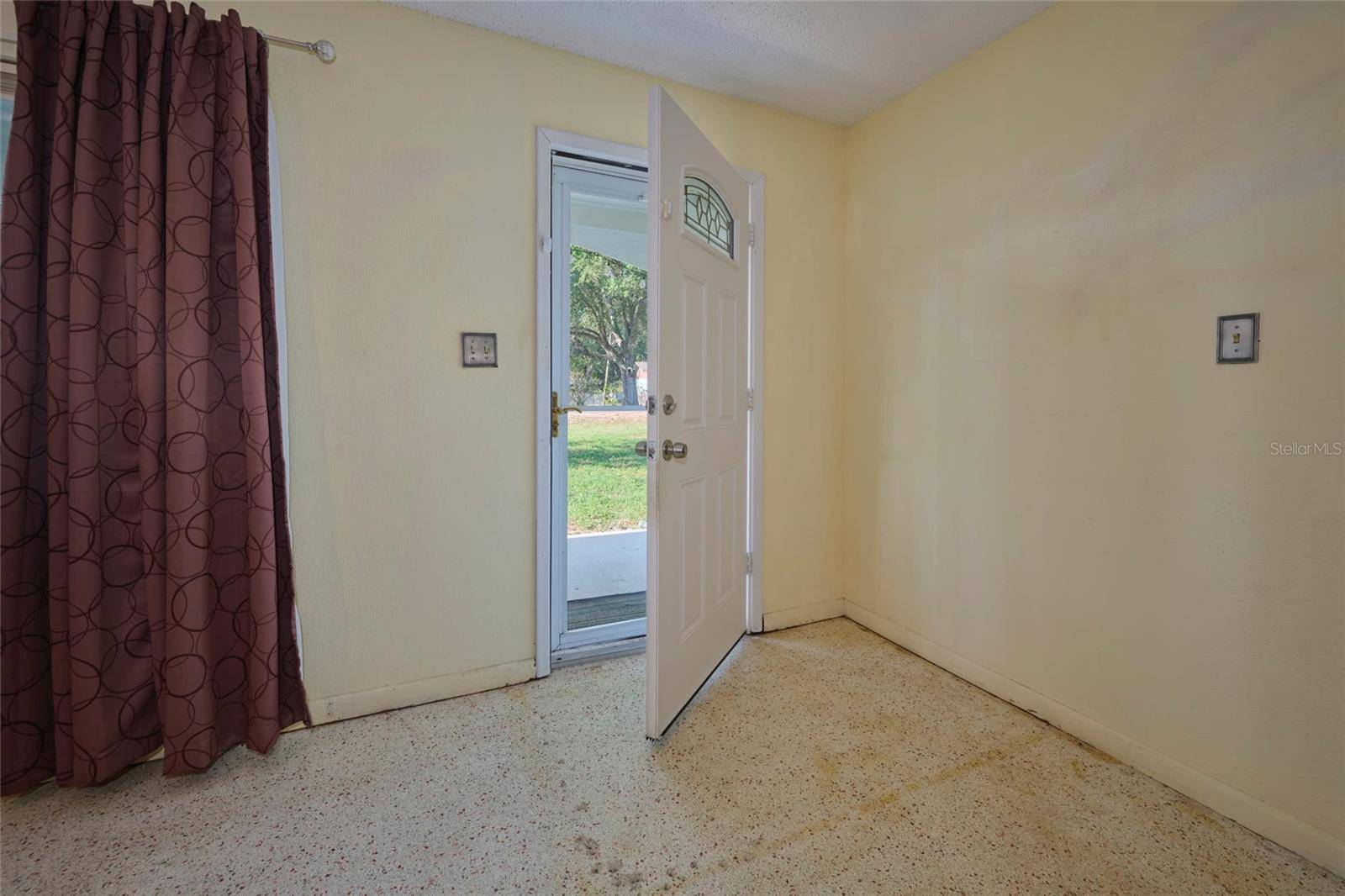 Lake Wales, FL 33859,219 WILLOW ST