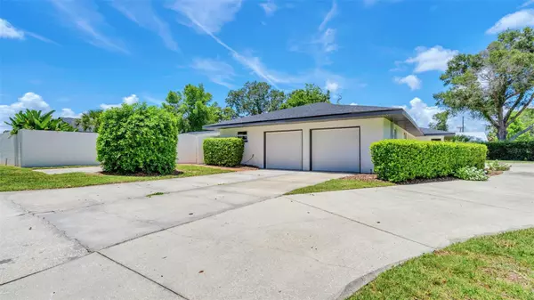 Winter Haven, FL 33880,333 LAKE OTIS DR SE