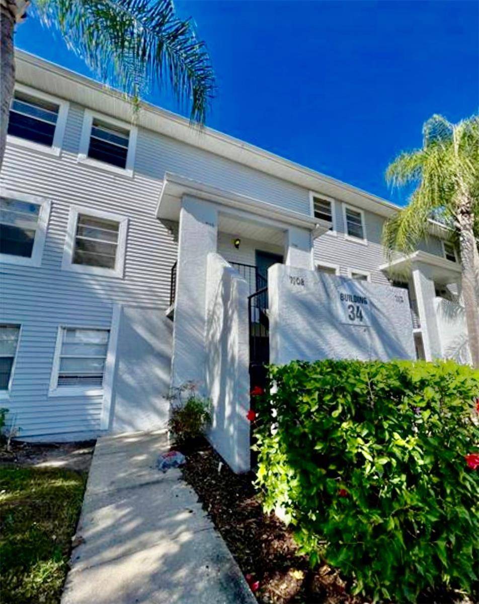 7108 WATERSIDE DR #103, Tampa, FL 33617
