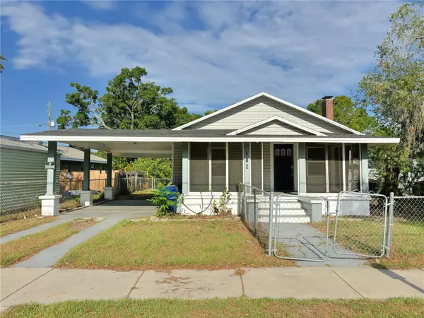 602 NW 1ST AVE, Mulberry, FL 33860