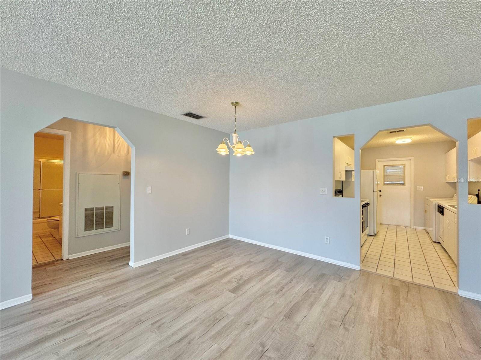Winter Haven, FL 33881,615 RIDGE TER #615