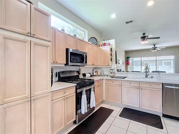 Winter Haven, FL 33881,380 NIBLICK CIR