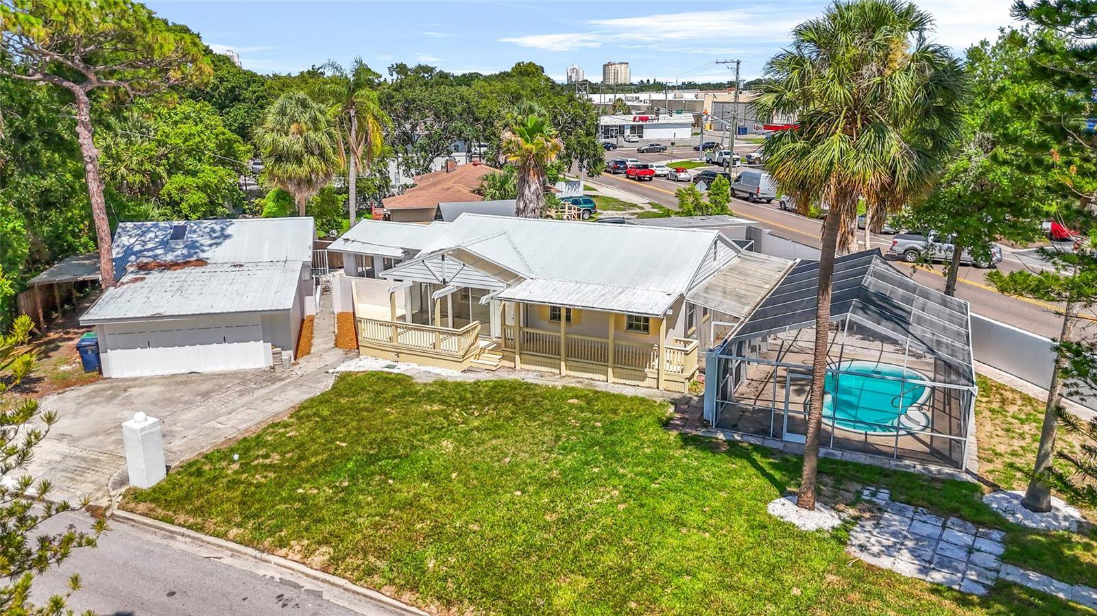 3620 E TAMPA CIR, Tampa, FL 33629