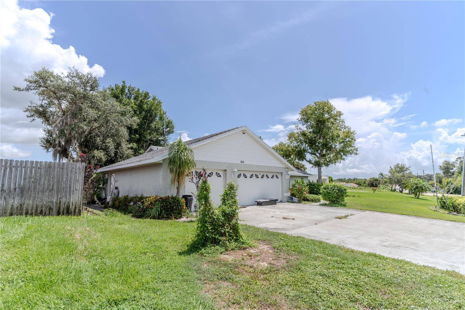 Lake Placid, FL 33852,855 LAKE JUNE RD