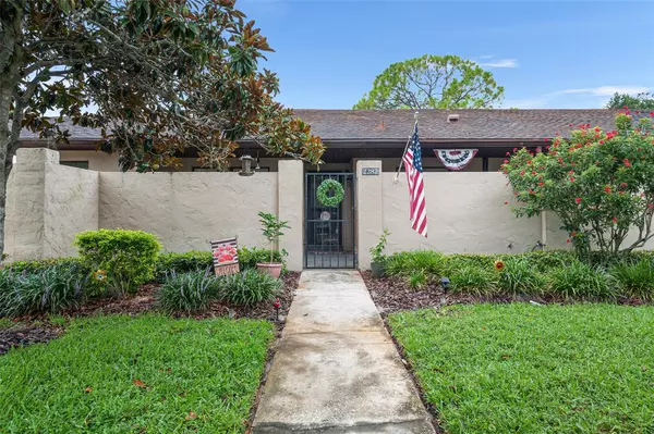 2282 FIRESTONE PL, Winter Haven, FL 33884