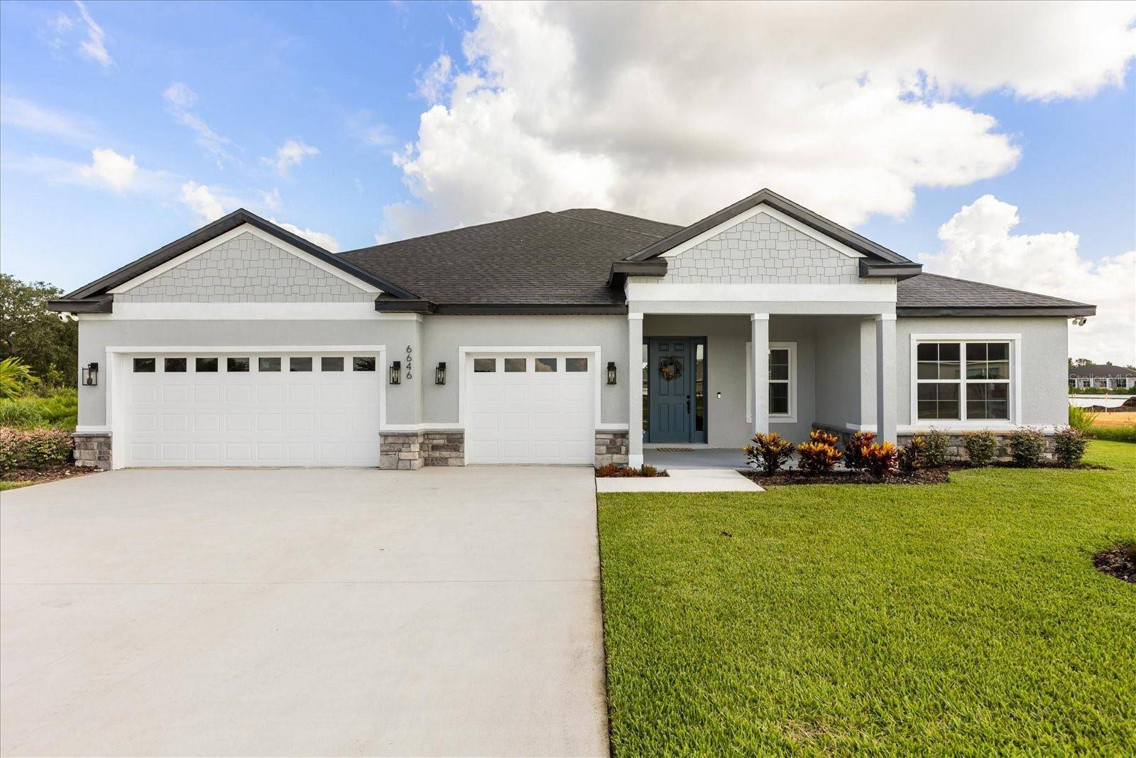 43 VILLAGE CENTER DR, Homosassa, FL 34446