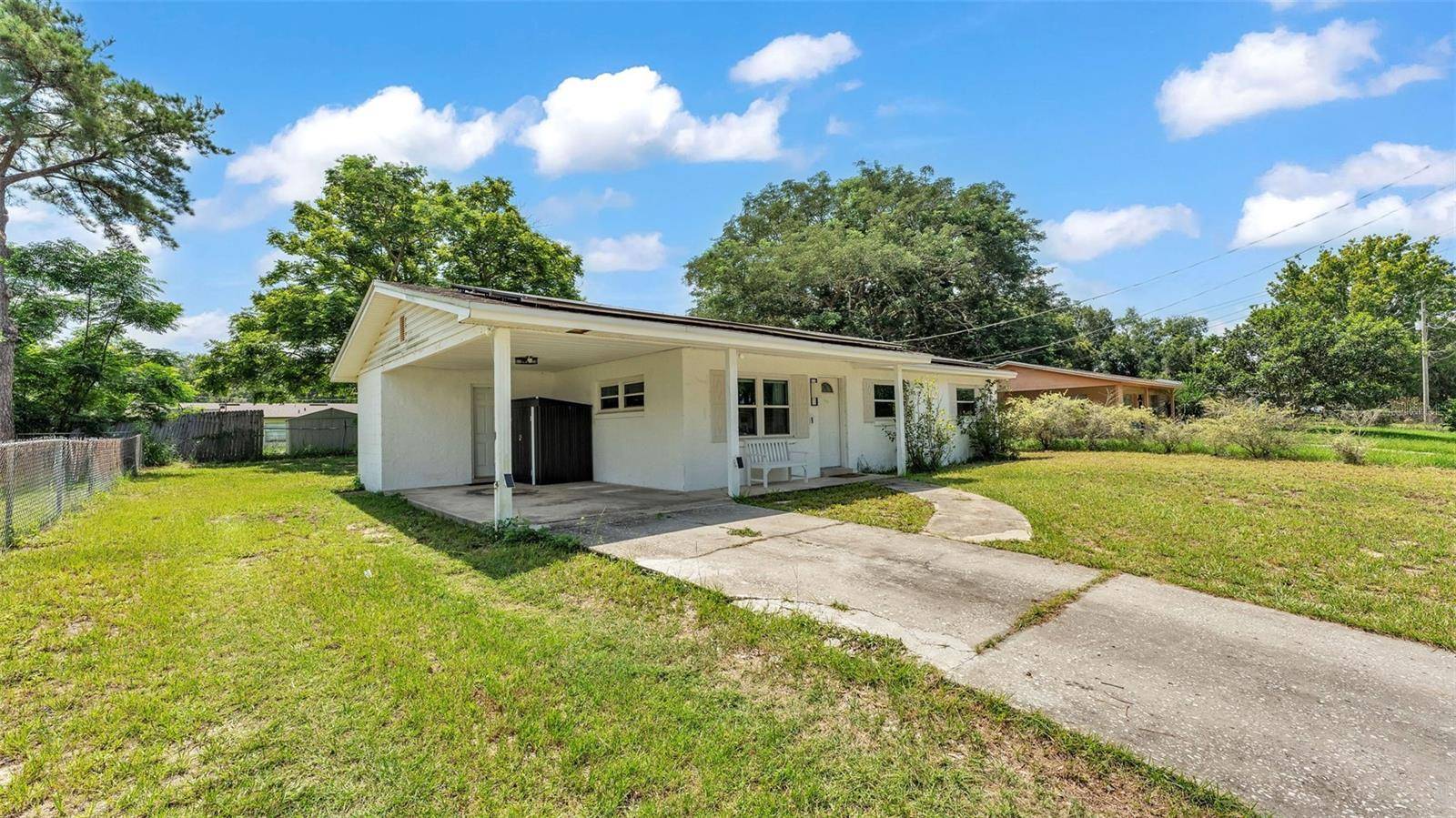 Lake Alfred, FL 33850,815 EVERETT ST