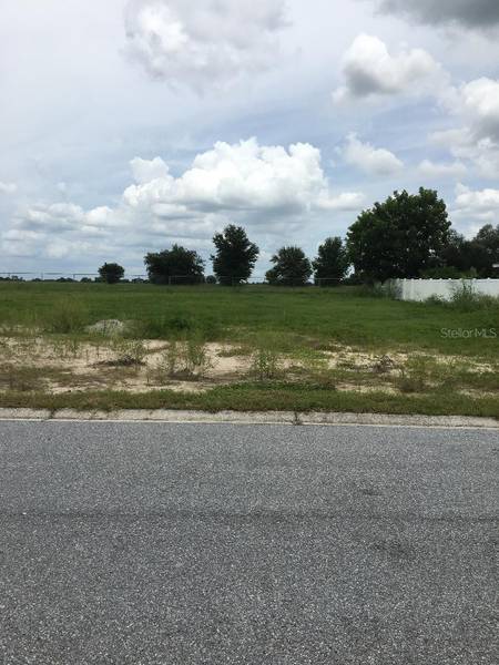 1776 LAKEHILL DR, Winter Haven, FL 33884