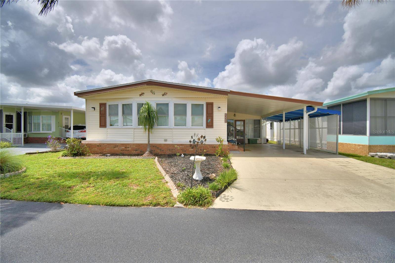 Winter Haven, FL 33880,4220 CEDARWOOD ST