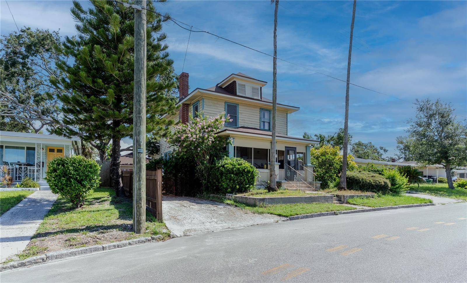 Tampa, FL 33602,515 W ROSS AVE
